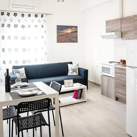 Shen House: Perfect Place For Vocational Travelers Apartment Kalamata
